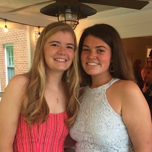 Meet your Posher, Claire